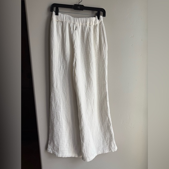 Billabong Follow Me Part 2 Beach Cream Wide Leg Minimalist Gauze Pant size M - Picture 4 of 4